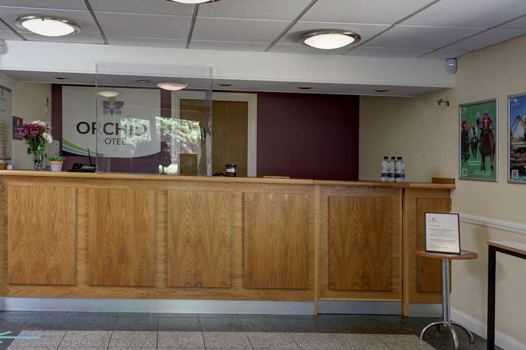 Orchid Epsom; Sure Hotel Collection By Best Western Kültér fotó